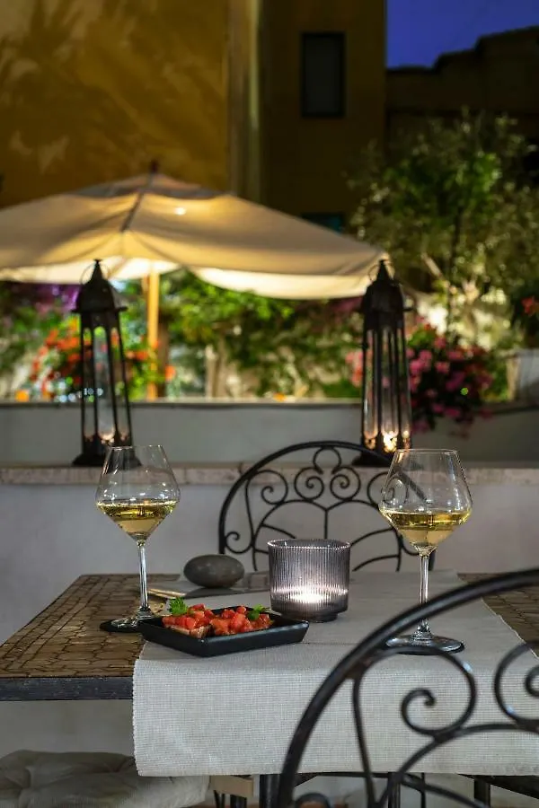Alpi Hotel Roma 4*,