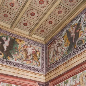 https://palazzo-beccagutti-cavriani-gallery-suite.it-lombardy.com