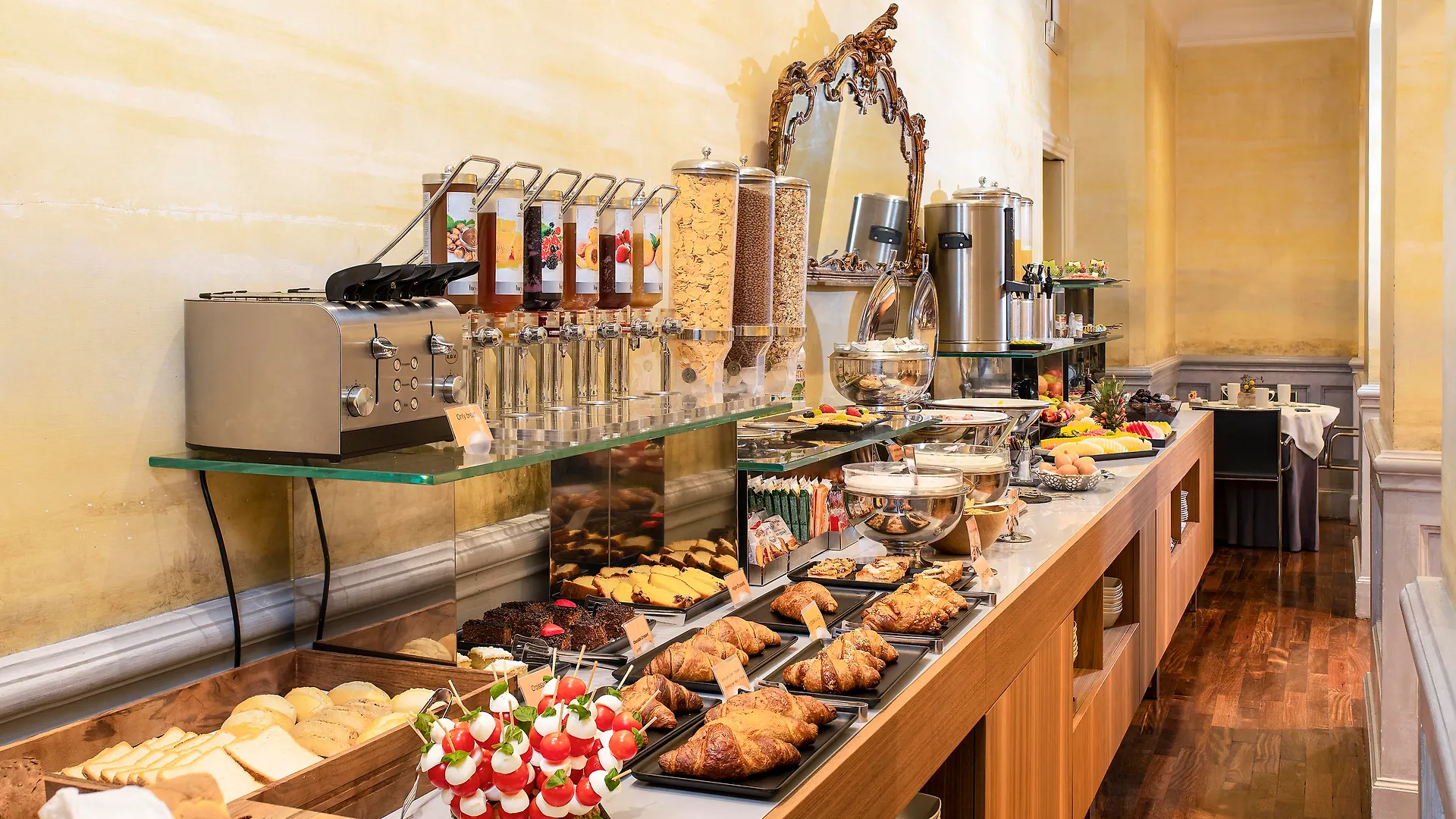 Alpi Hotel Rome