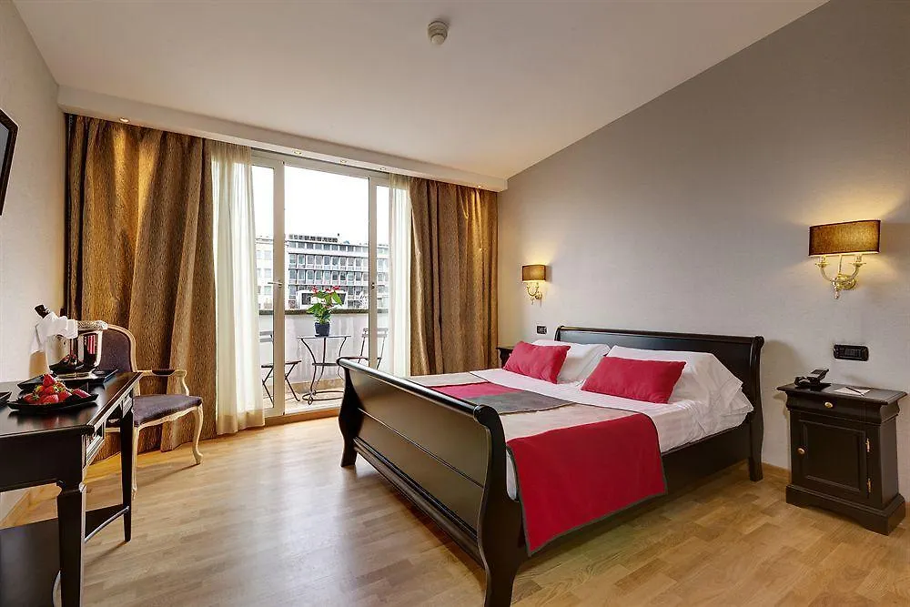 Alpi Hotel Rome 4*,