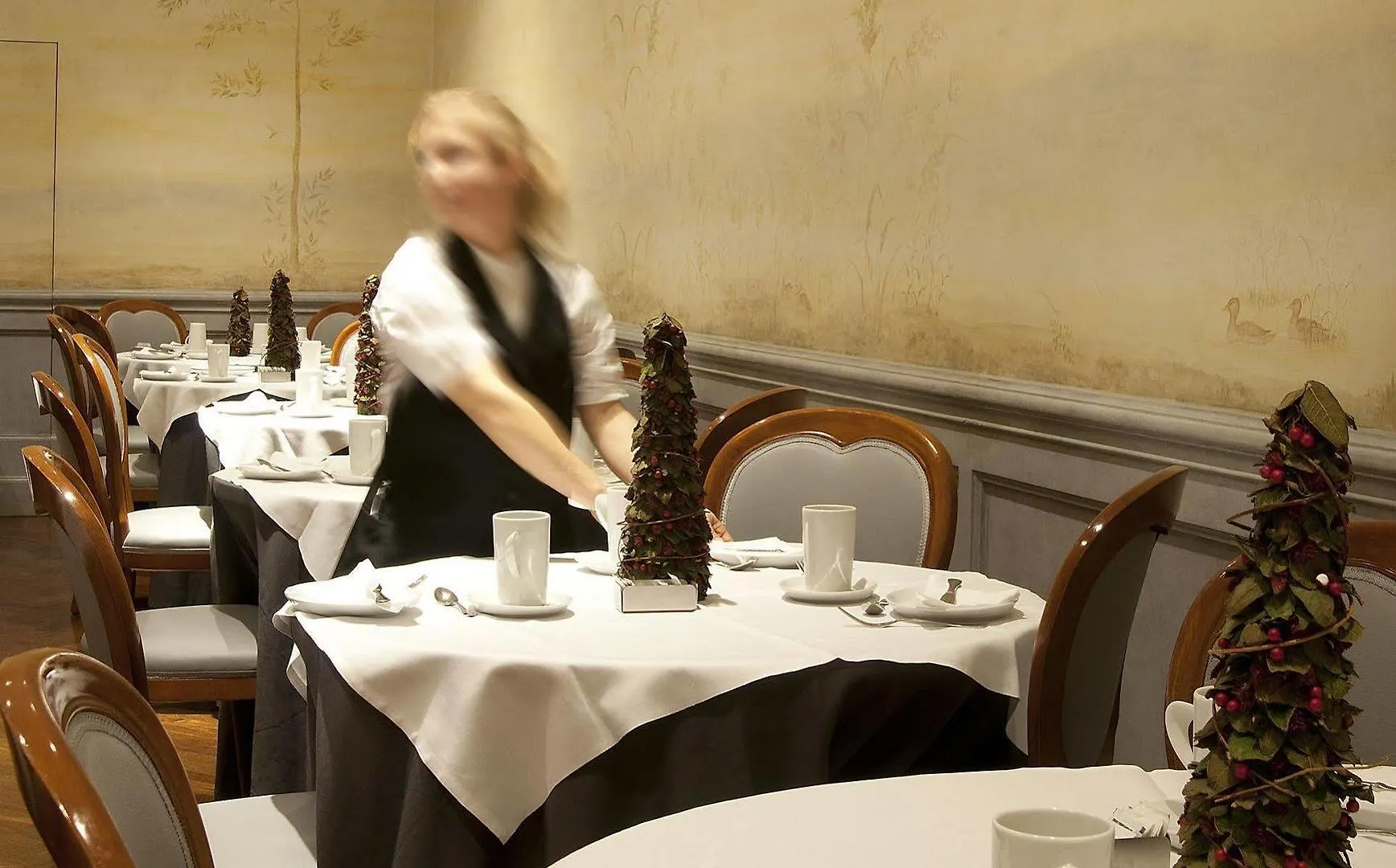 Alpi Hotel Rome 4*,